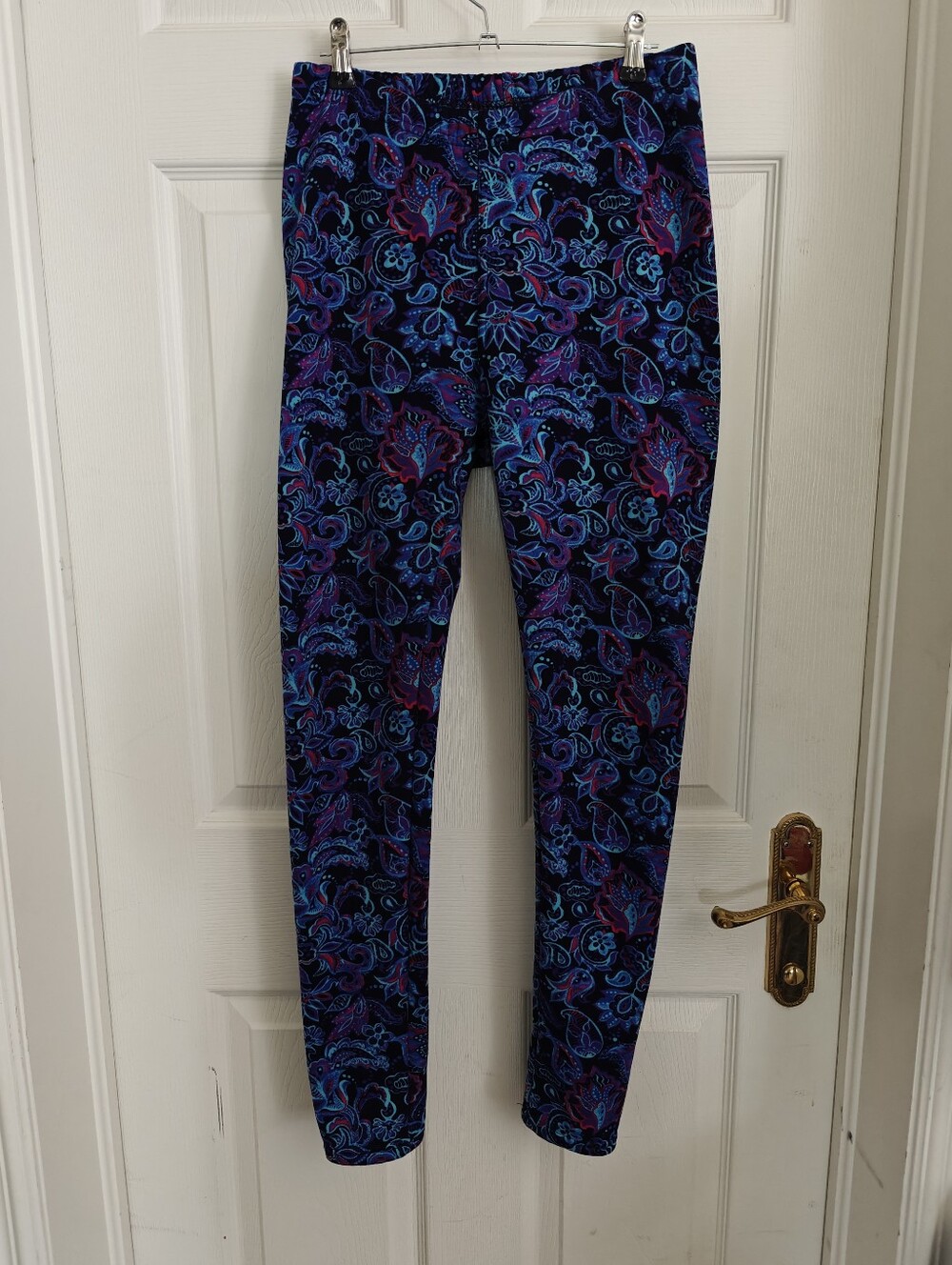 JUST COZY Blue Paisley Print Leggings